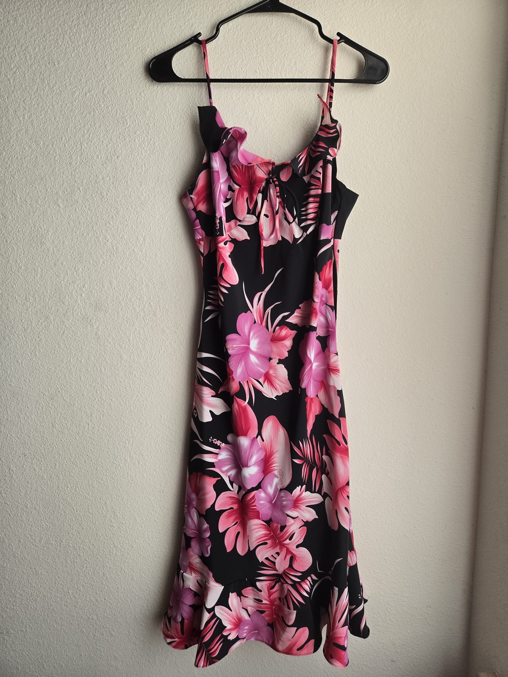 A Wild Thyme Black Floral Slip Dress with Pink Hibiscus Print Size 8P